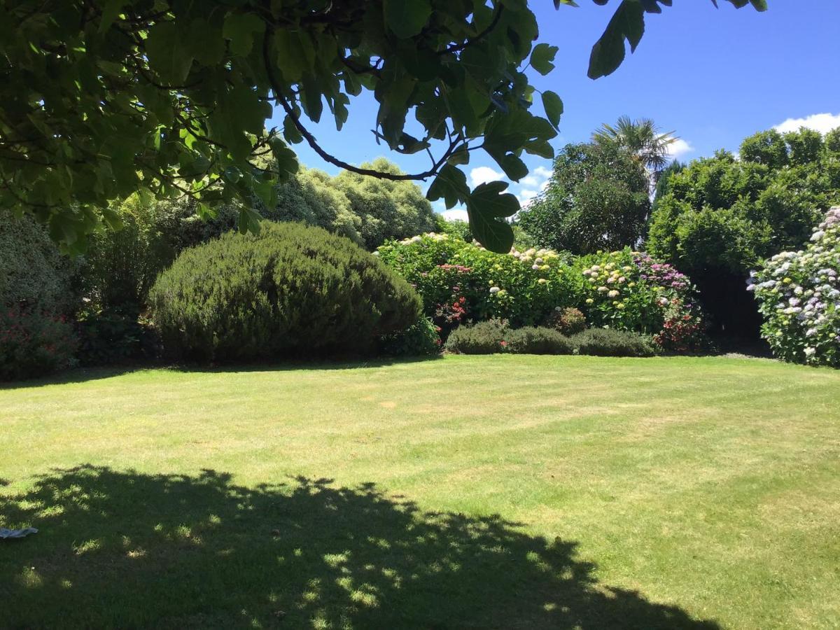Les Camelias Bed and Breakfast Binic Buitenkant foto